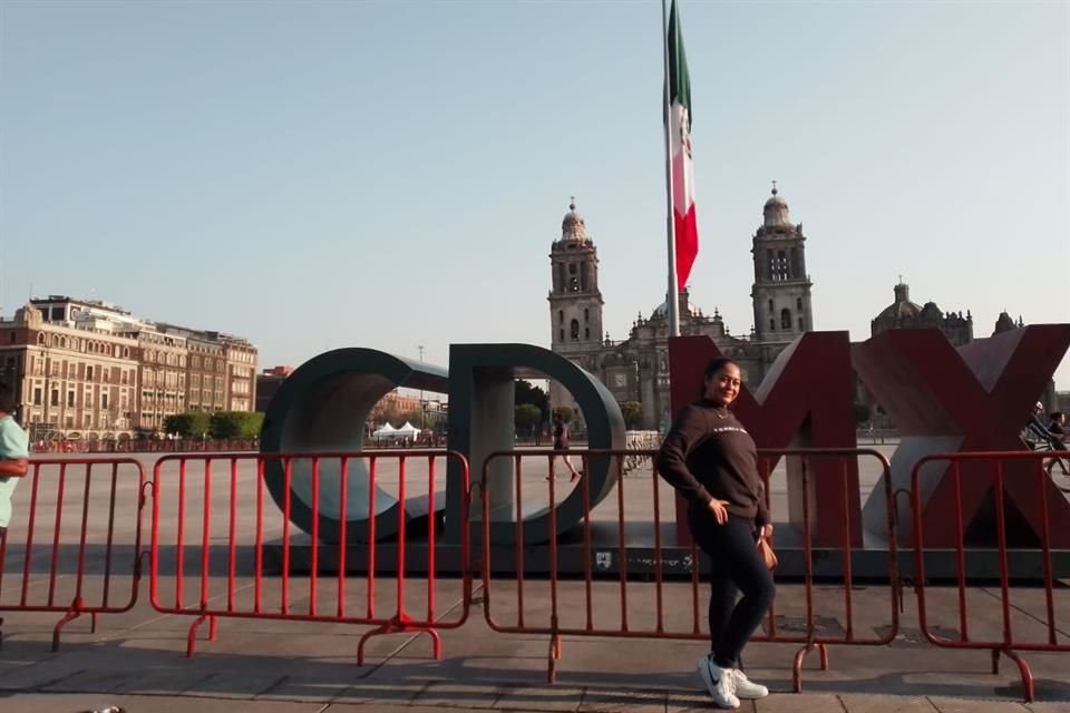 Hilda dijo que en el trayecto a CDMX se ponchó una llanta del transporte en que viajó desde Chiapas.