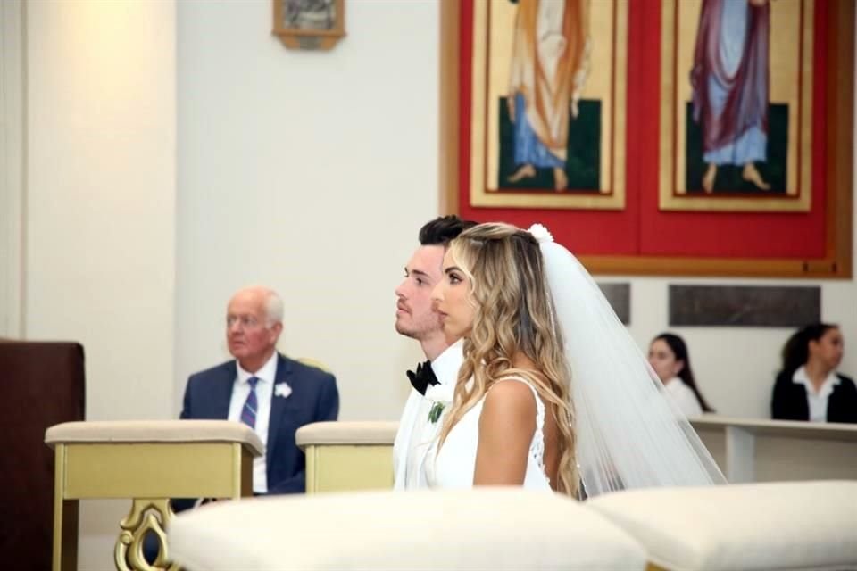 Alberto Moreno Amero y Chabe Andonie González