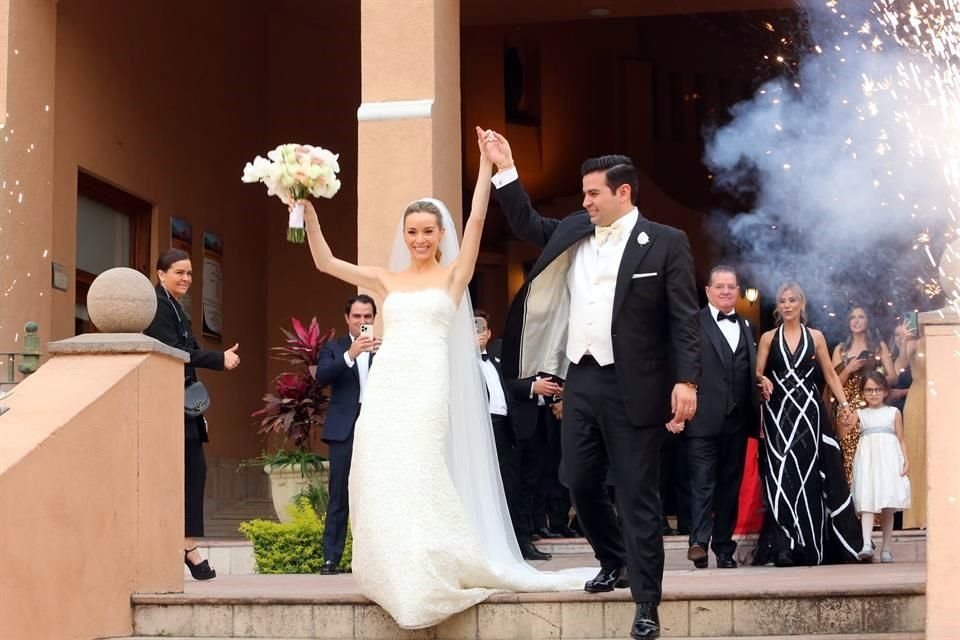 Roberta Garza Lagüera Bustindui y Marcelo Flores Serna