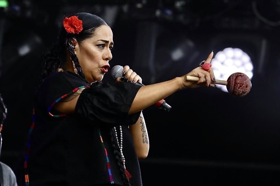 Lila Downs, en el Festival Vive Latino 2023 en el Foro Sol.