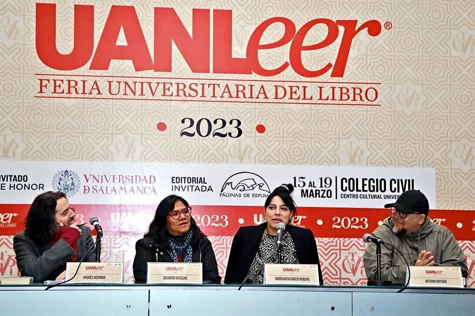 Andrés Neuman, Socorro Venegas, Margarita García Robayo y Antonio Ortuño participaron en el conversatorio final.