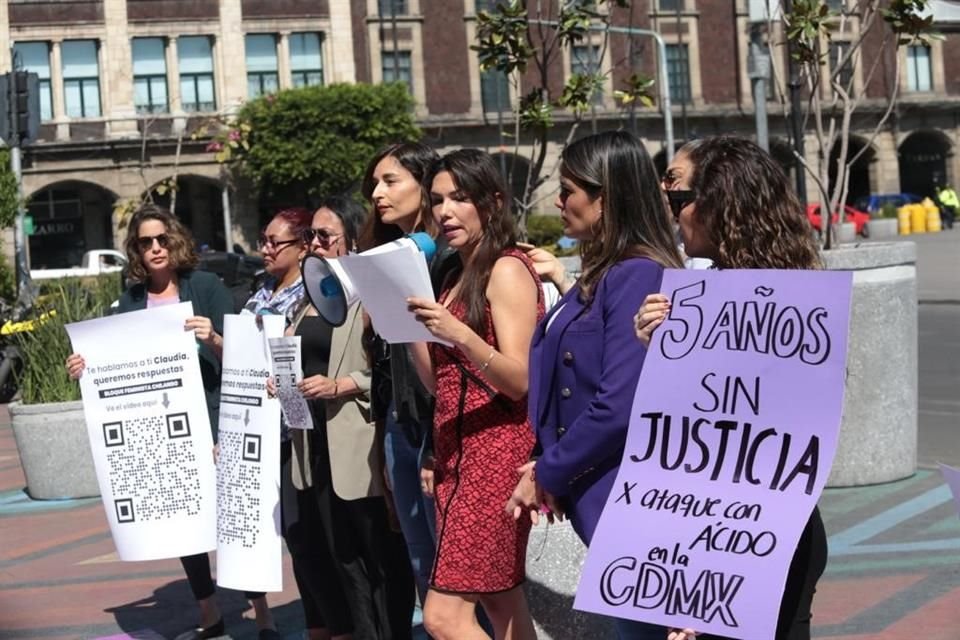 Las manifestantes exigen una reunión con la Mandataria local, para entregarle un decálogo.