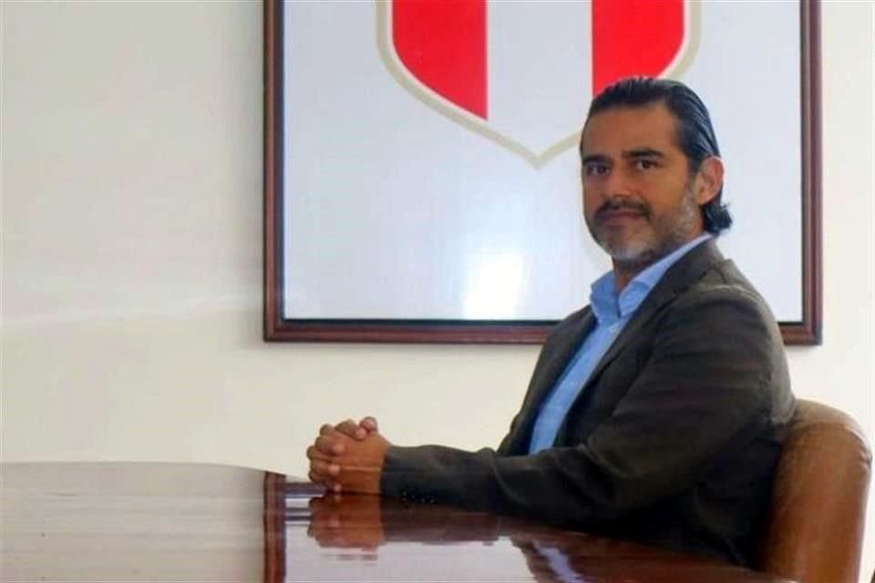 Héçtor Lara López es el nuevo director deportivo de Rayados.