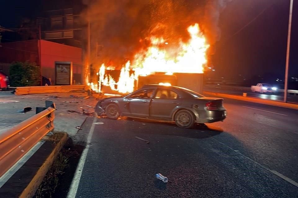 El accidente se registró en el cruce de Morones Prieto y la calle Ayutla.