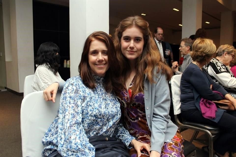 Julieta Treviño y Camila Sánchez Treviño
