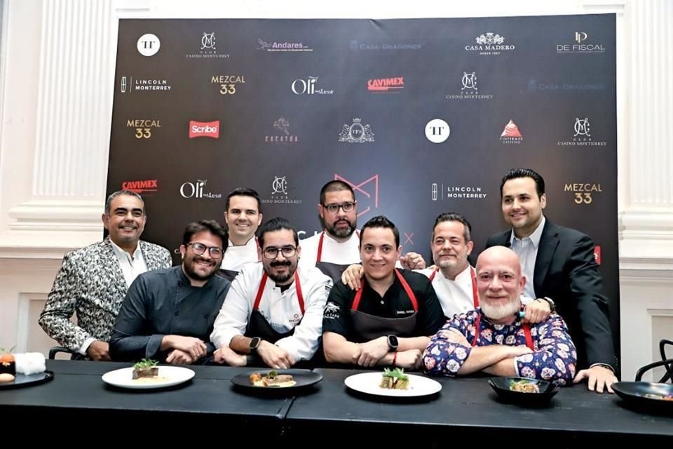 Misael UrzUa, Alan Wapinski, Alberto Casavantes, Paco Méndez, Abel Hernández, Daniel Ovadia, Alberto Sentíes, Gerardo Vázquez Lugo y Carlos Longoria