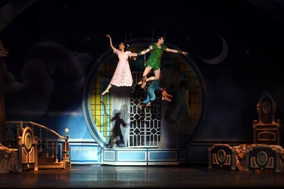 Un aspecto fundamental de 'Peter Pan' es el empleo de cables para simular el vuelo de los protagonistas que, esta vez, se utilizó más que en la puesta de estreno del 2019.