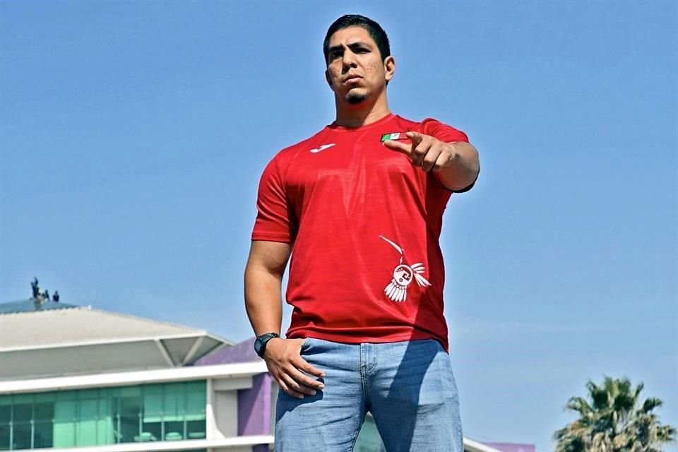 José Román Ruiz Castro se prepara para sus segundos Juegos Paralímpicos, que se realizarán en París.
