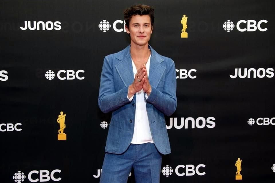 El cantante Shawn Mendes compartió en su cuenta de Instagram su paseo por las pirámides de Teotihuacán.