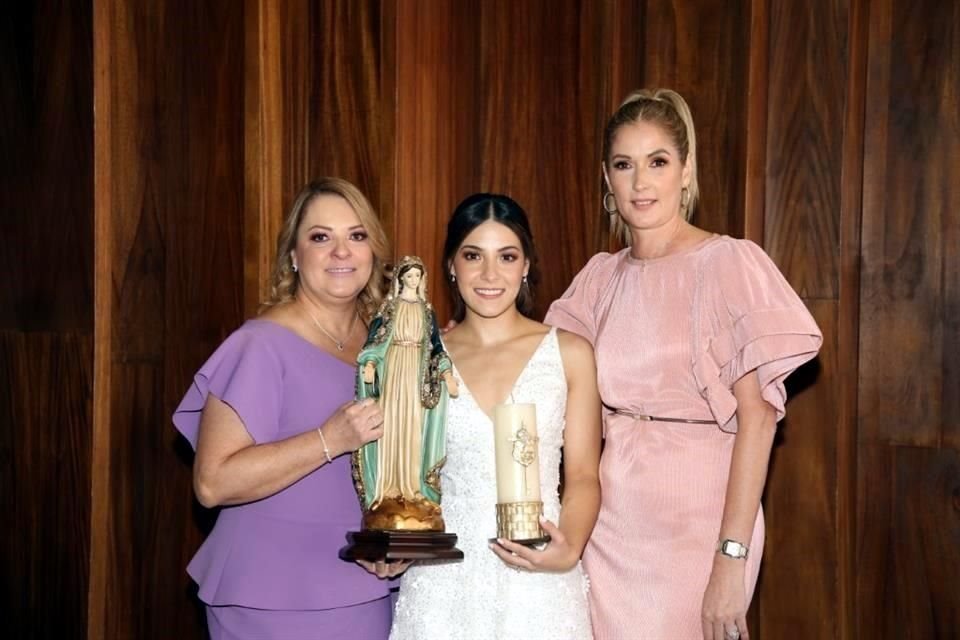 Laura Sánchez de Garza, Erika Garza Sánchez y Elsa Peña de Solano