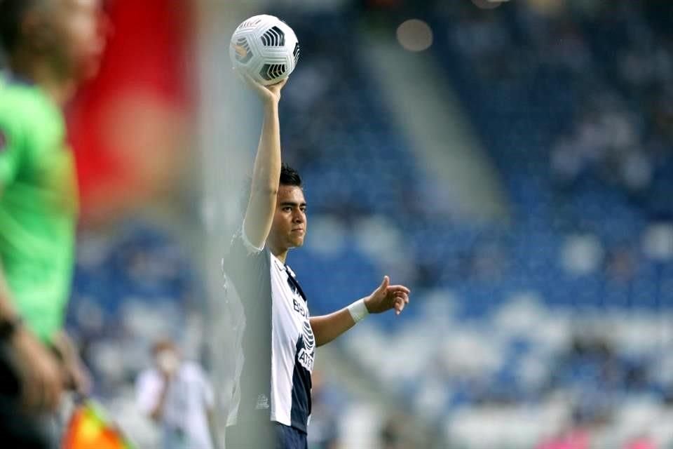 Edson Gutiérrez se recuperó de su lesión y trabaja al parejo del equipo.