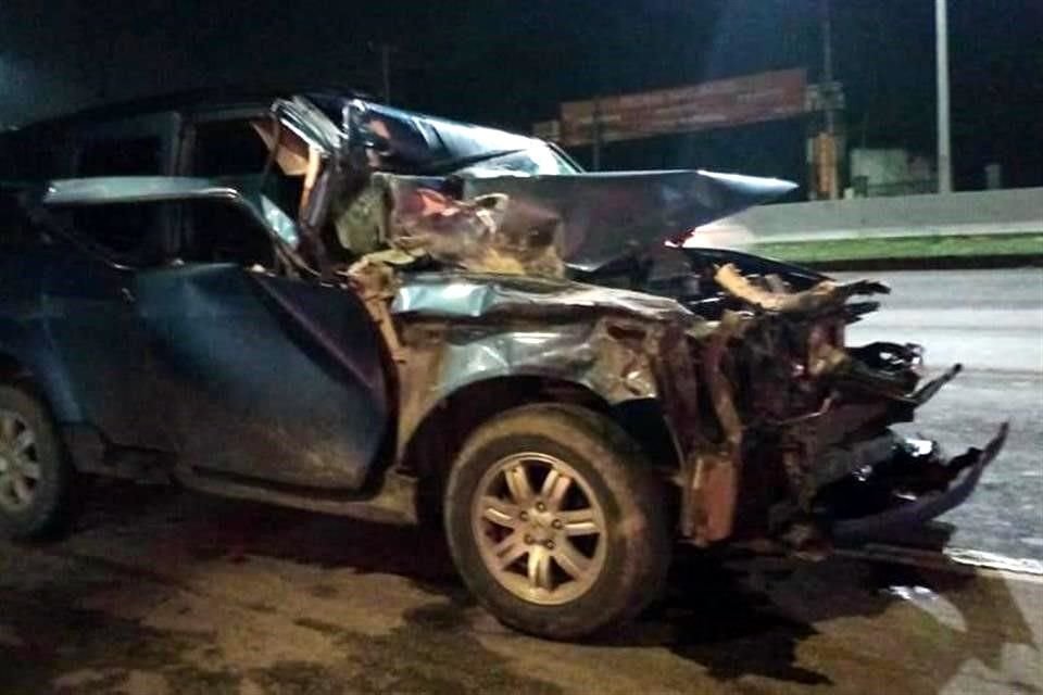 Socorristas de Rescate Ángeles Rojos acudieron al accidente registrado en los primeros minutos de hoy, a la altura de Los Cristales.