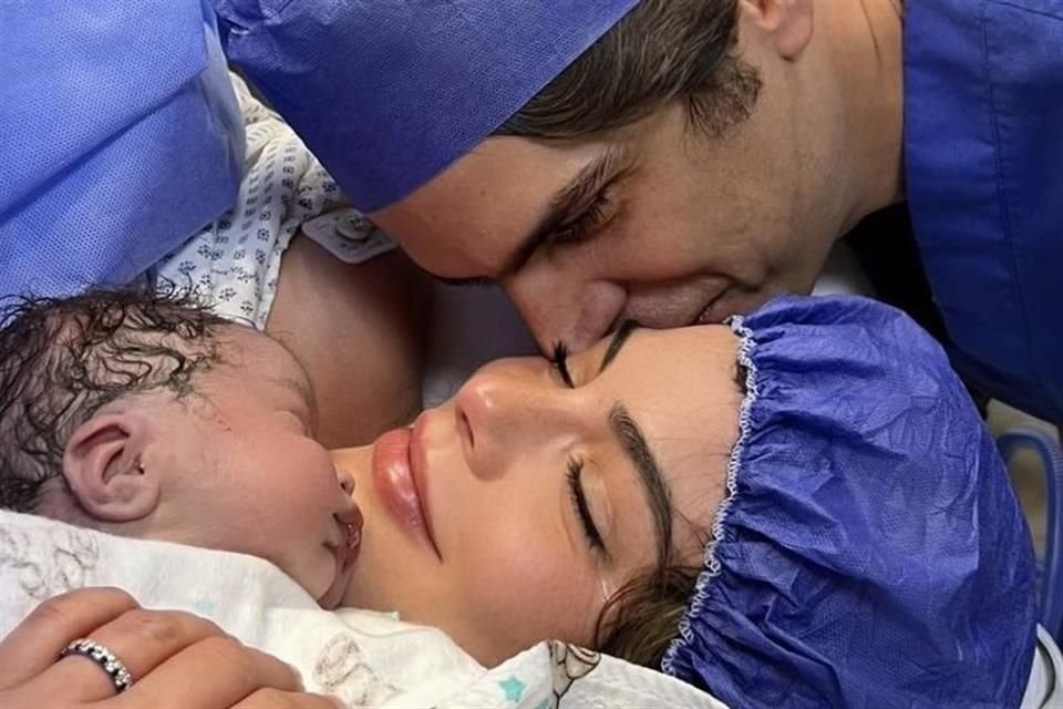 Ximena Navarrete se convierte en mamá por segunda ocasión.