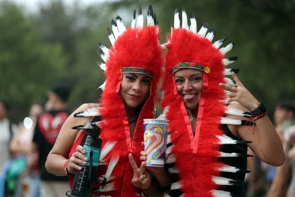 Miles de personas disfrutaron de sus artistas favoritos en el segundo día del festival Pa'l Norte.