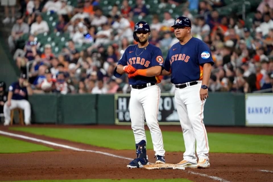 El sonorense César Salazar debutó con los Astros de Houston en las Mayores.