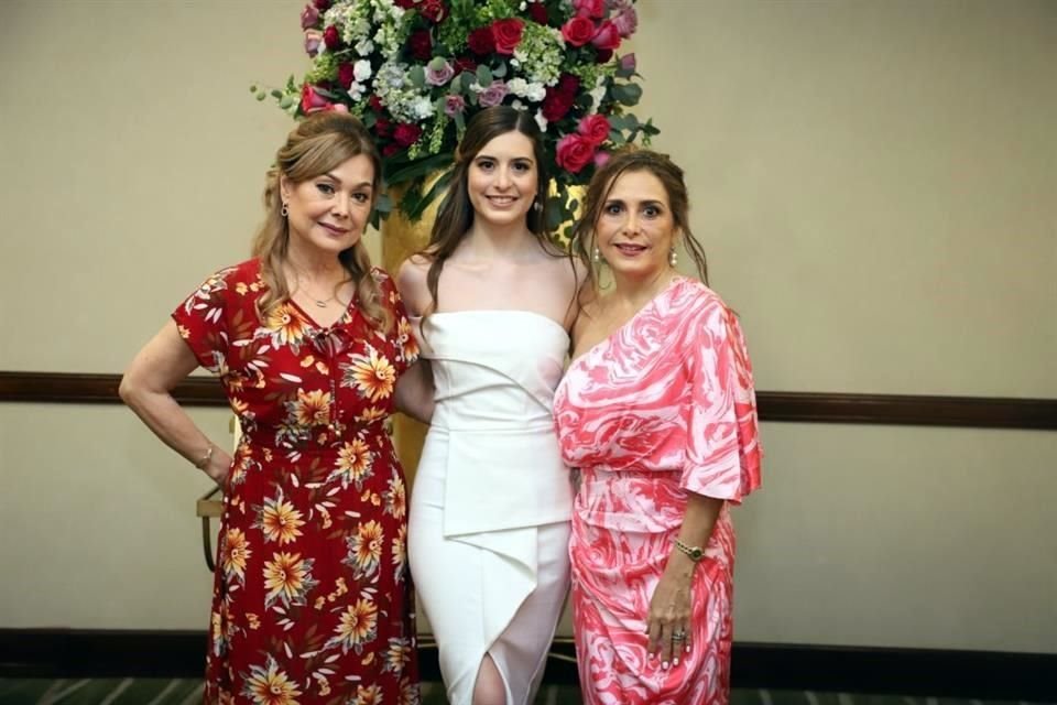 Marcela García de Treviño, Ana Karen Chávez Ruiz y Gabriela Ruiz de Chávez