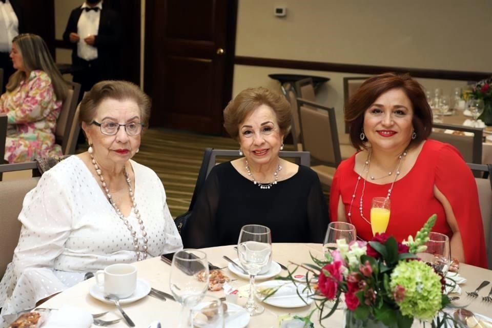 María Yolanda González, Gloria González y Nora Ruiz