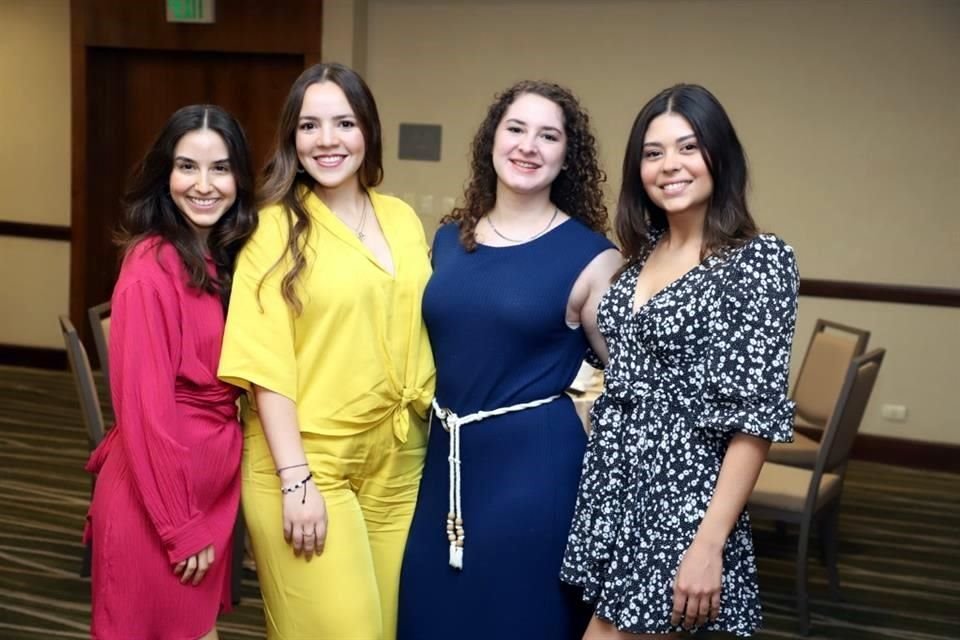 Sofía Elizondo, Brenda Ramírez, Daniela Beltrán y Tania Oviedo