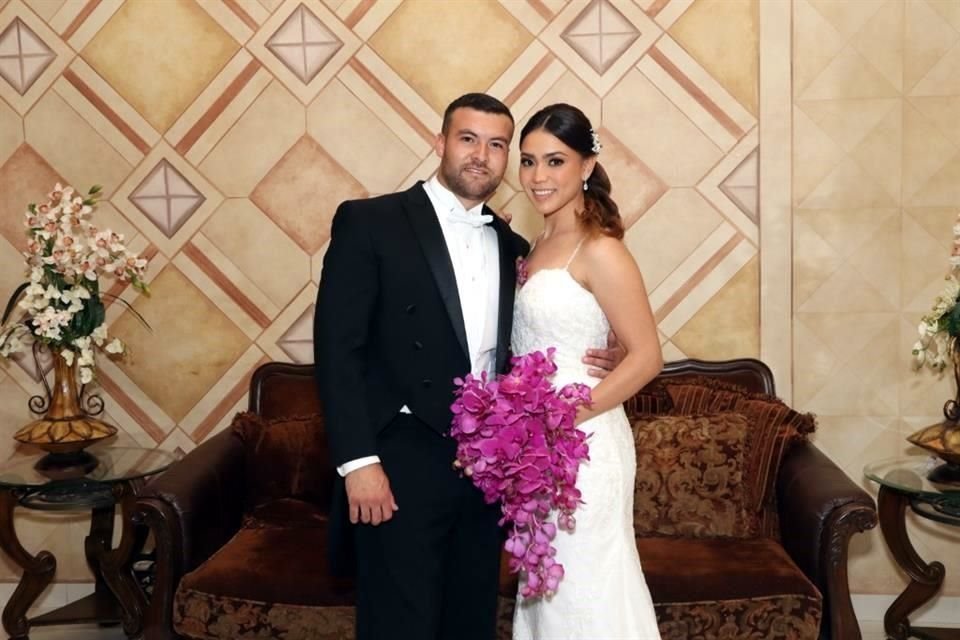 Gerardo Elizondo Martínez e Ingrid Gisselle García Coronado