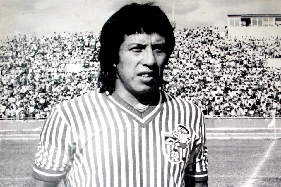 Luis 'Huesos' Montoya fue de los jugadores que enamoraron a la afición rayada en esa época.