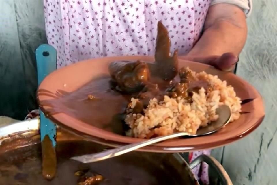 Otro de sus videos más vistos es el de Mole de rancho con 11 millones de vistas.