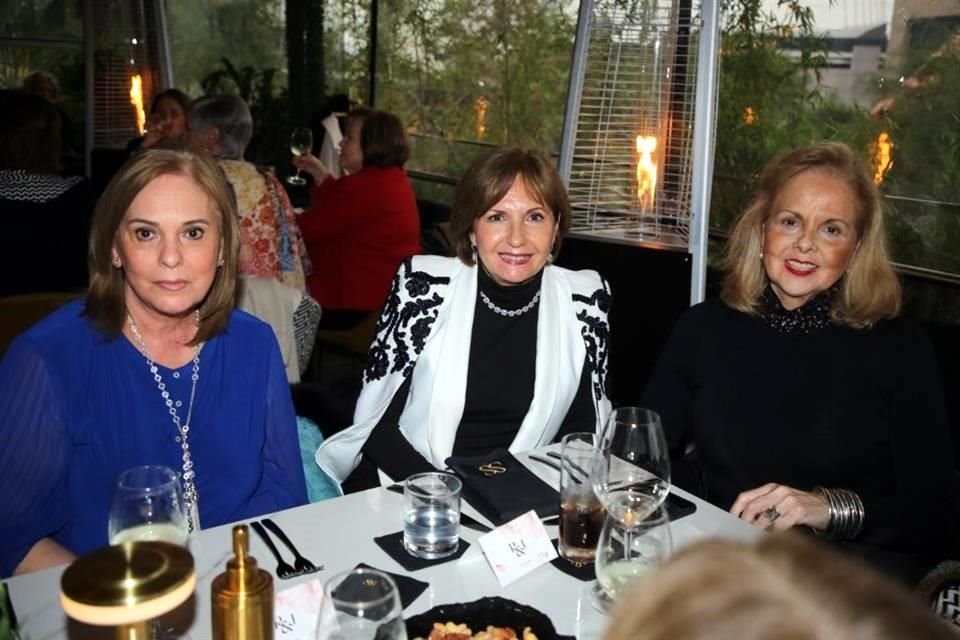 Rebeca de Treviño, Annette Rojas de Manaotou y Katina del Real