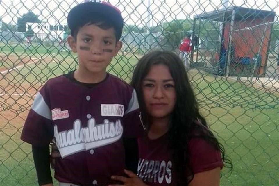 Nomar Tadeo Luna Contreras inició en el deporte practicando beisbol, en Hualahuises.