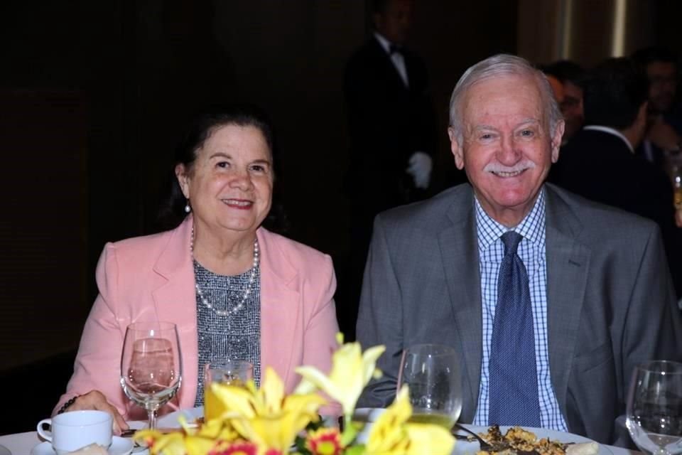 Pita Canseco y Rodolfo Madero