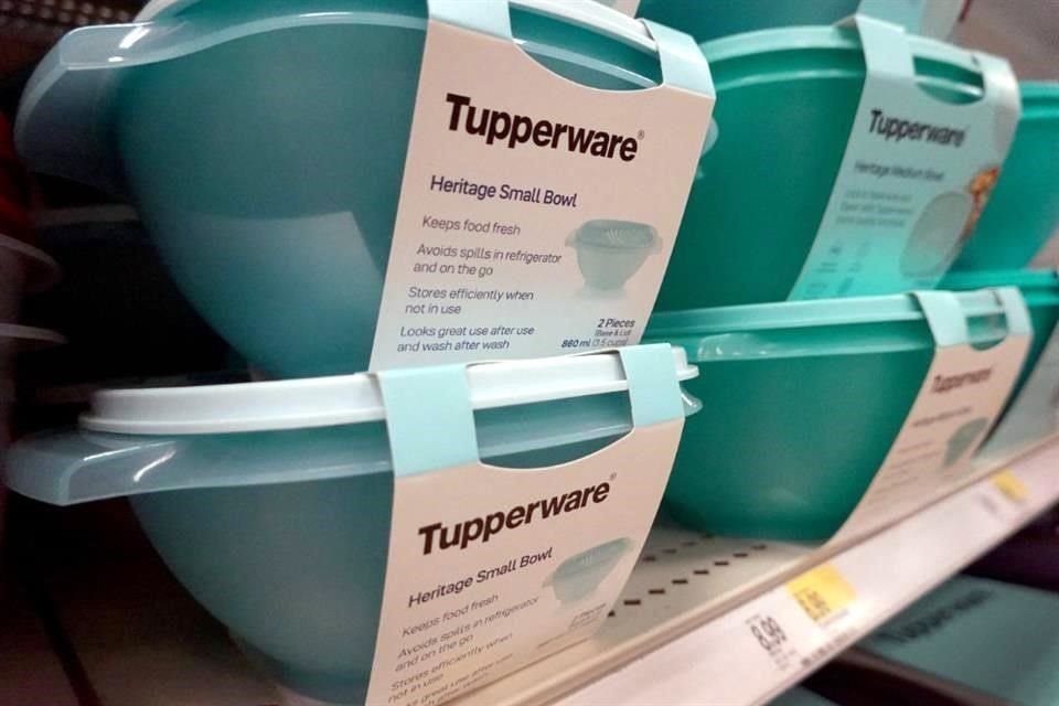 Las acciones de Tupperware cayeron un 57.51 por ciento el lunes tras conocerse la noticia de que podría declararse en quiebra esta semana.