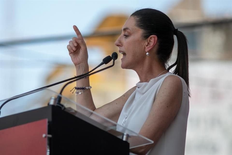 Este domingo, Claudia Sheinbaum, realiza una gira en Chihuahua; funcionarios, simpatizantes de Morena y líderes e integrantes de diversos grupos sindicales.