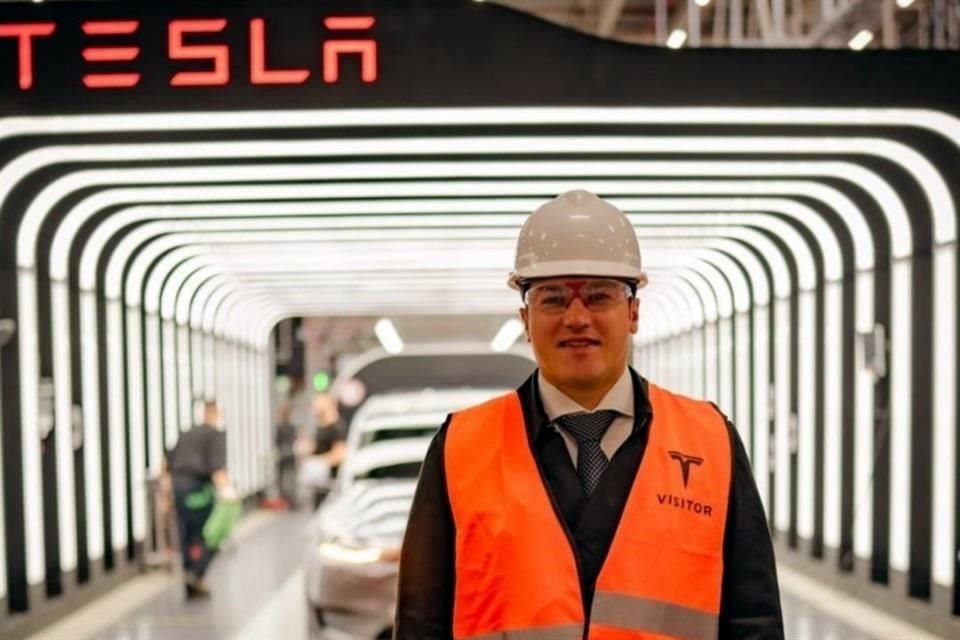 El Gobernador Samuel García visitó la Gigafactory de Tesla en Berlín, Alemania.