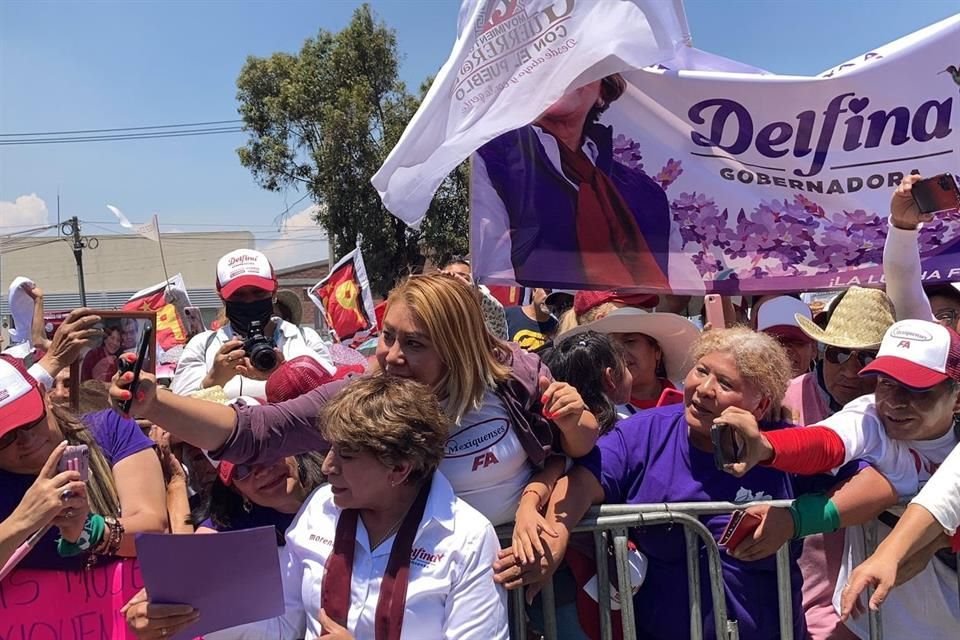 Delfina Gómez en un mitin en Ixtapaluca.