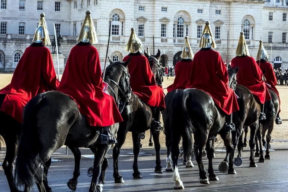 Guardias reales, es una estampa muy típica en Londres.