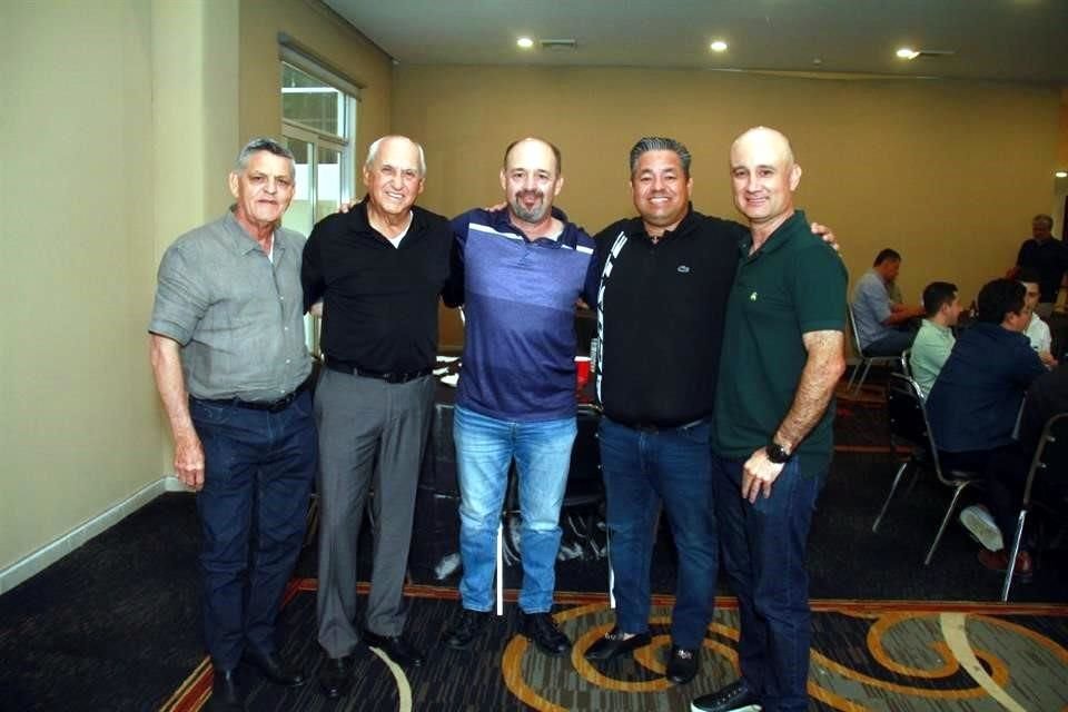 Zacarías Peña, Ricardo Ramírez, José Silva, Edgar Hernández y Gerardo Cavazos