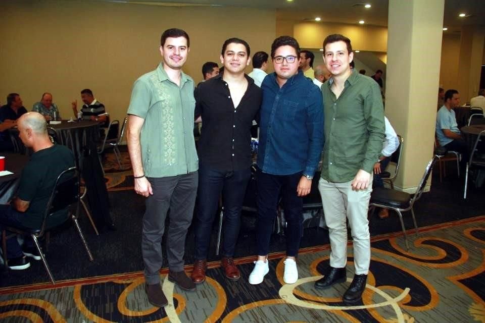 Arturo Martínez, Gustavo Andrade, Aldo Carrizales, y Carlos De Mucha