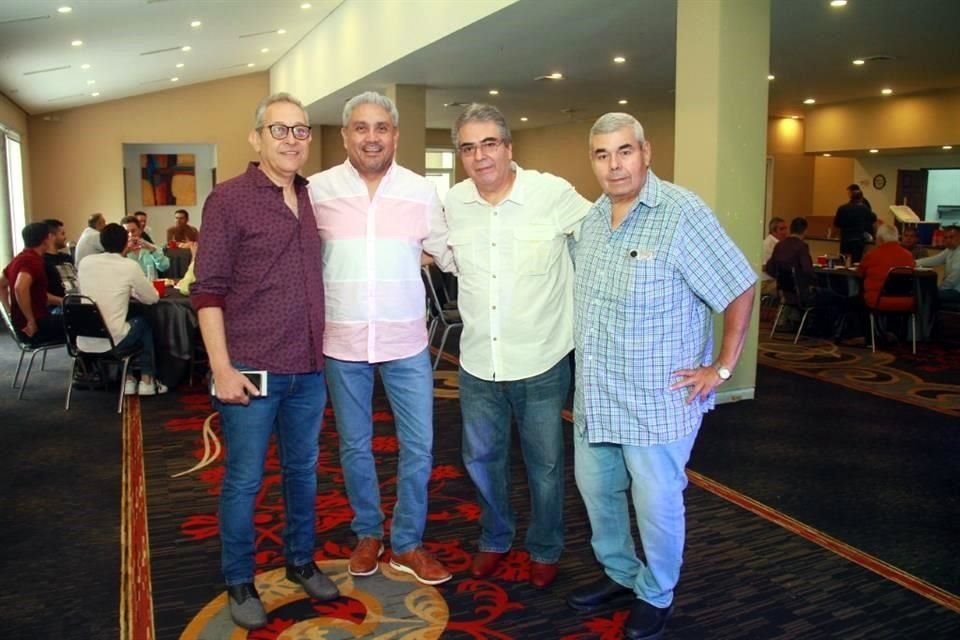 Alejandro de los Santos, Ausencio Martínez, Sergio Sánchez y Roberto Sánchez