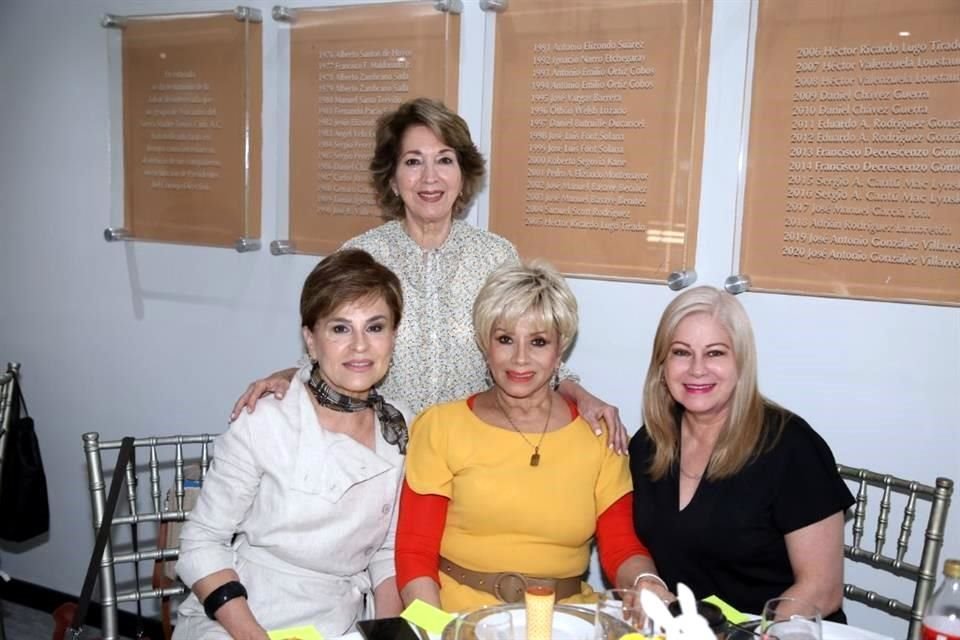 Velia Valdés, Ruth Lozano, María Luisa de Thomae y Bernardette Rodríguez