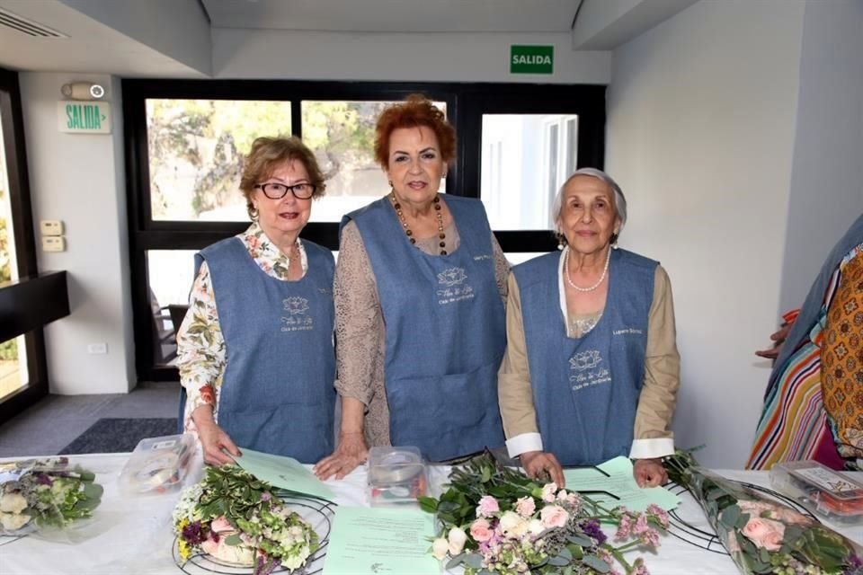 Tita Fernández, Mary Rousseau y Lupana Casas