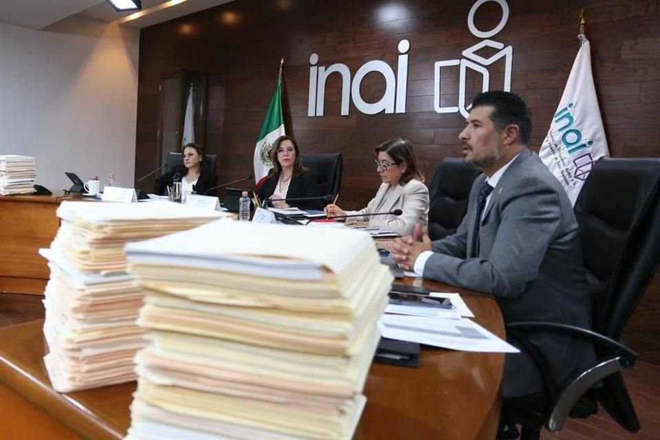 El INAI tiene desde abril pasado sólo cuatro comisionados, debido a que el Senado no ha cubierto las otras tres vacantes.