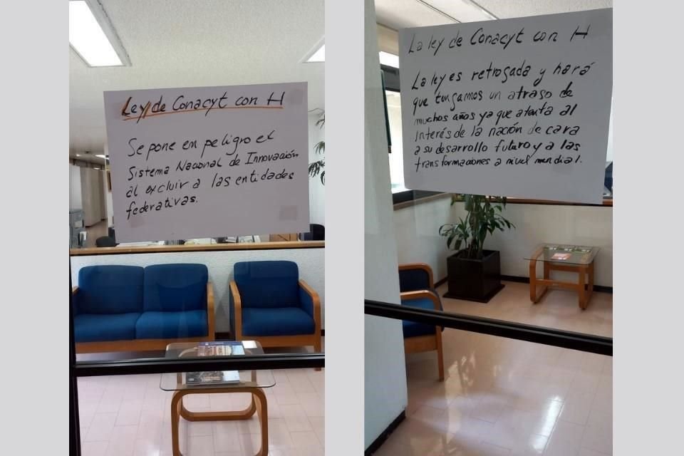 En algunos planteles pegaron carteles con algunos de los puntos que preocupan a la comunidad científica de la nueva ley.