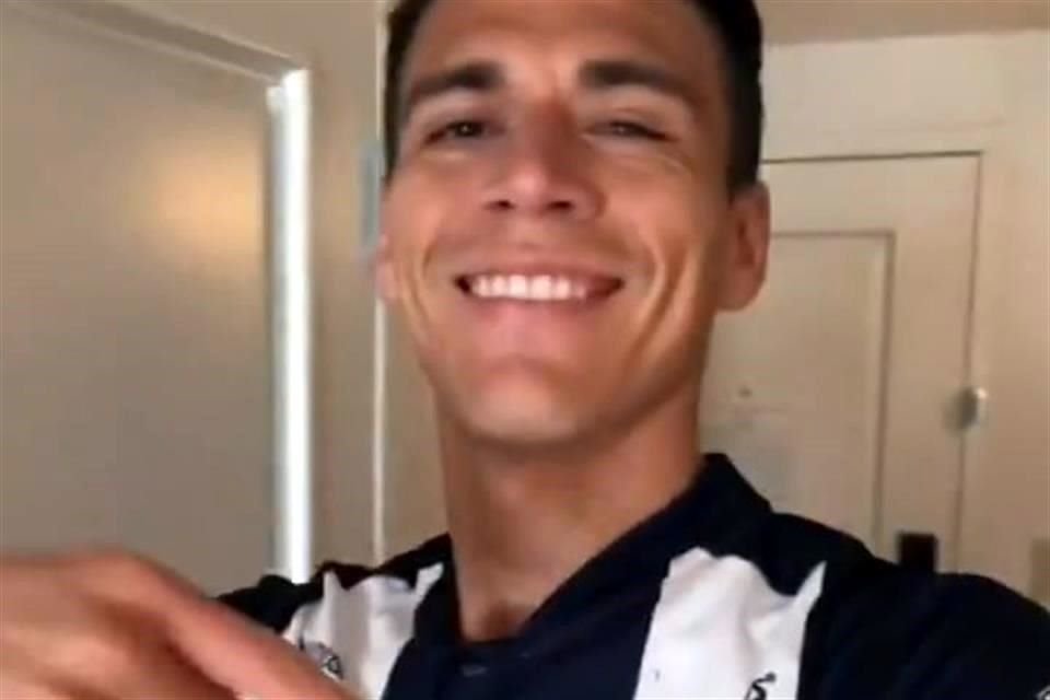 Héctor Moreno lució el jersey de Rayados.