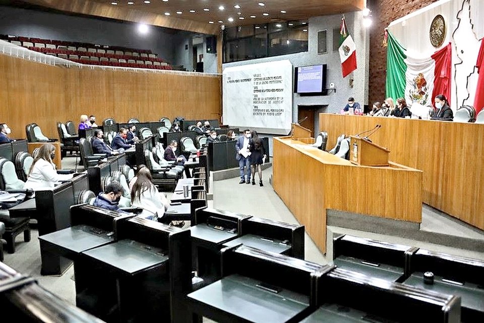 Finalmente las cámaras de empresarios señalan que se mantendrán vigilantes de lo que se defina en el Congreso.