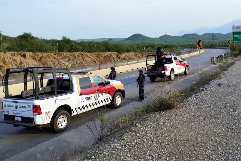 La Guardia Estatal se integra por más de 3 mil 850 efectivos, mientras que la fuerza federal por más de 10 mil elementos, entre ellos de la Sedena y Marina.