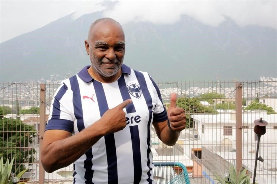 Entrevista con Enrique Esquivel ex jugador de rayados quien marcó el penalti que evitó el descenso