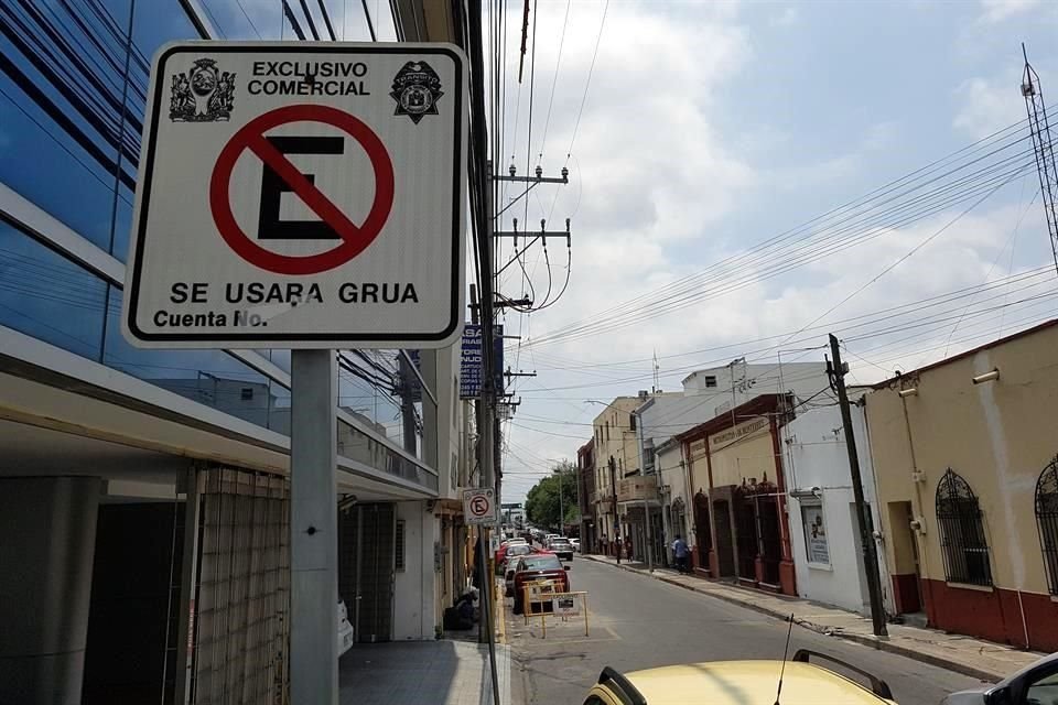 Monterrey busca controlar el desorden que había con los espacios exclusivos.