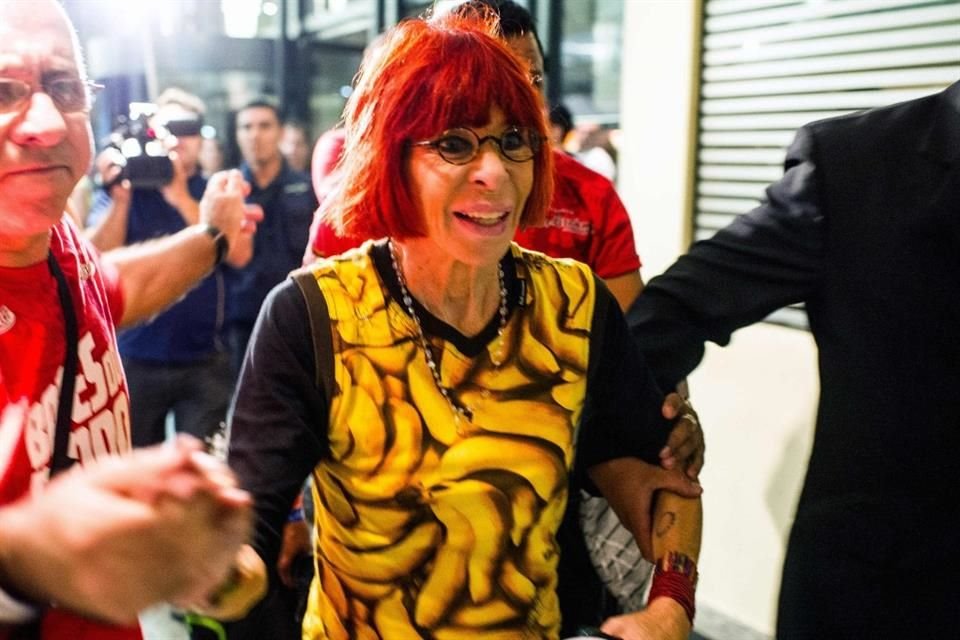 La cantante y compositora Rita Lee murió a los 75 años a causa de cáncer de pulmón.