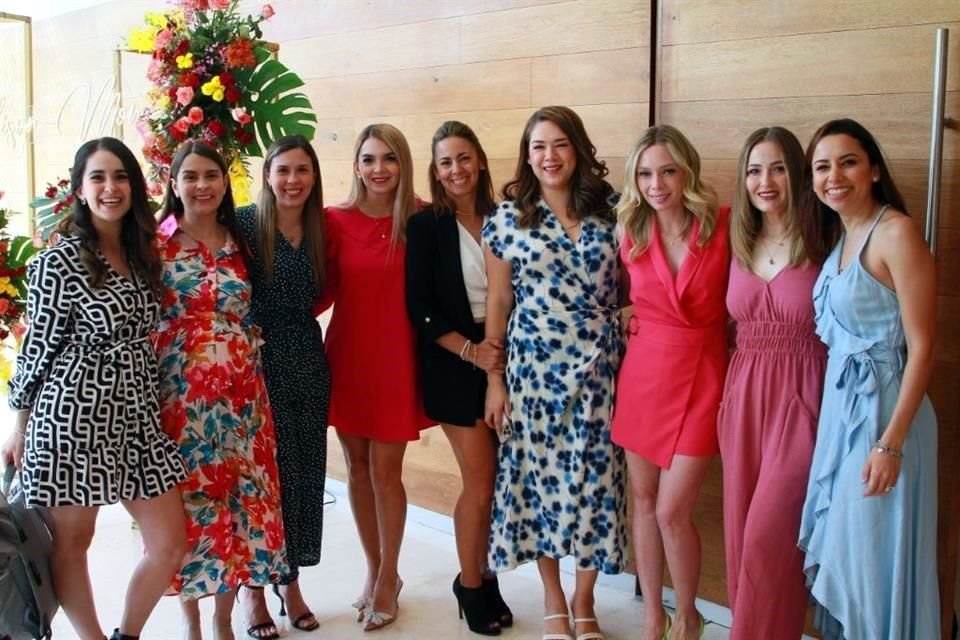 Vanessa de la Rocha, Ana Karina Turrubiates de Uriegas, Rosa Elena Turrubiates, Aglae Cantú, Diana Mora, Katya Sánchez, Leslie Cortés, Sarahí Maldonado  y Dalia Galindo