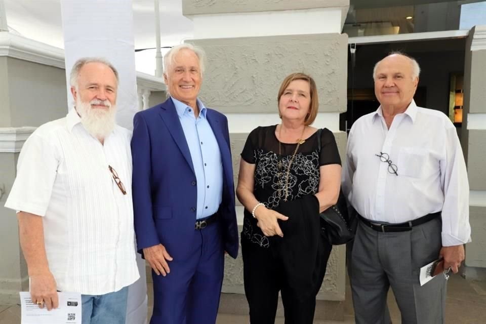 Jaime Farías, Jorge Farías, Tere Sada y José Rodolfo Farías