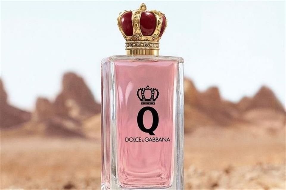 La fragancia Dolce & Gabbana 'Q' diseñado para mujeres empodera la personalidad.