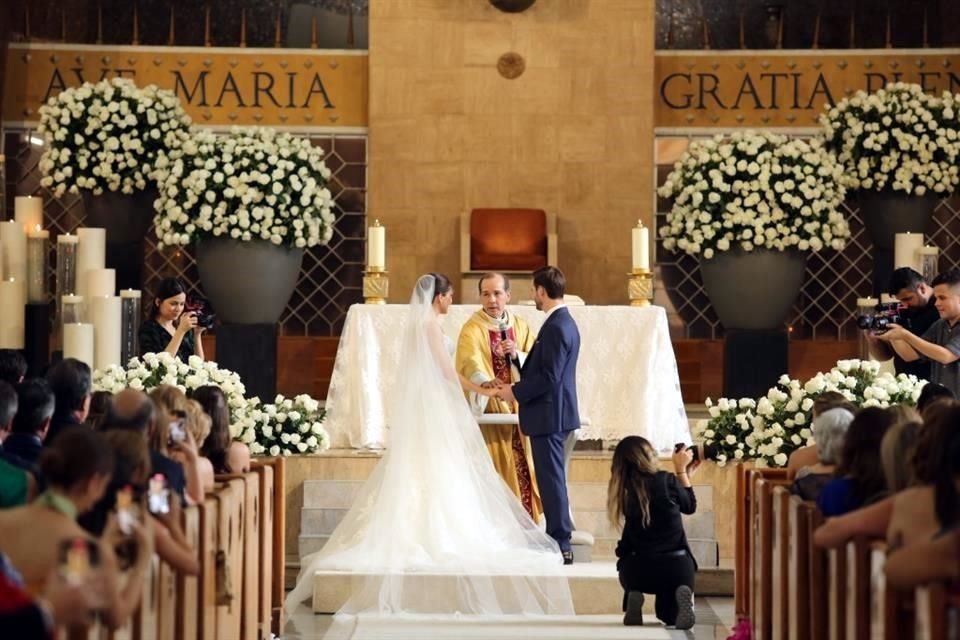 Dora Lozano Pérez y Juan Pablo Zambrano